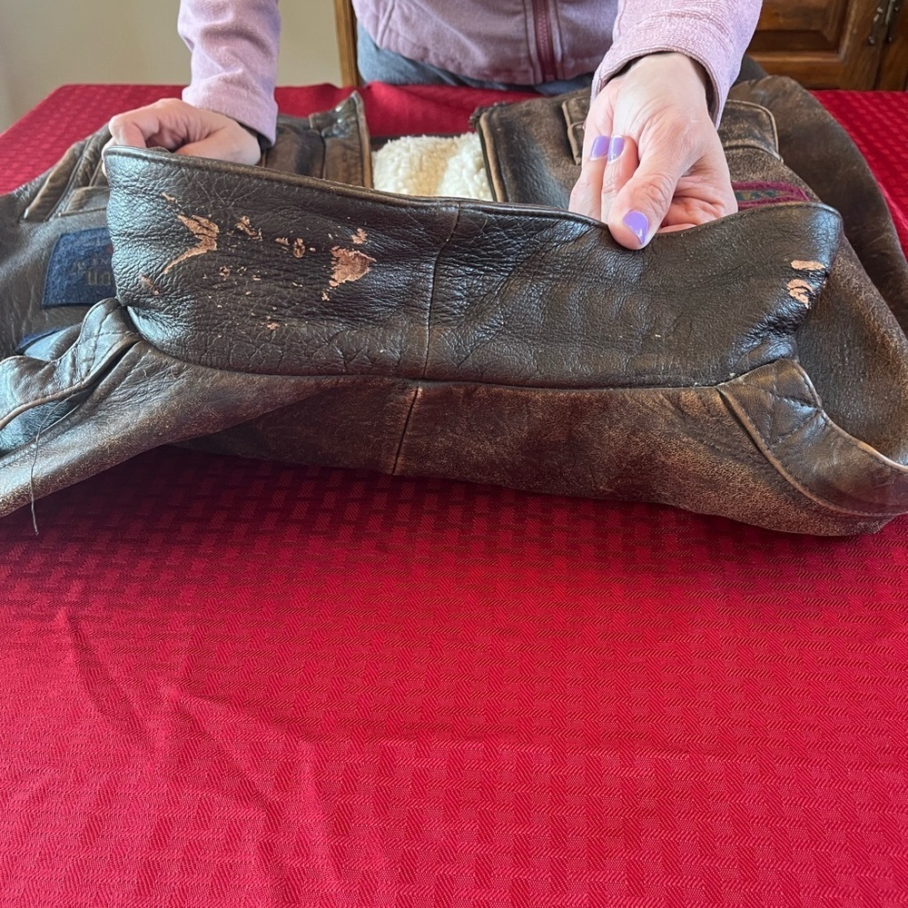 Vintage GAP Leather Flight Bomber Jacket – Lined Aviator Style - Picture 8 of 9